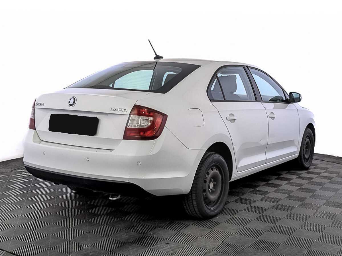 Skoda Rapid 2019 года с пробегом. Фото: #4