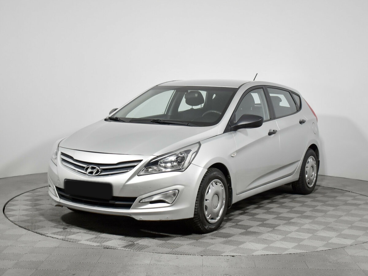 Hyundai Solaris 2015 года с пробегом. Посмотреть фото