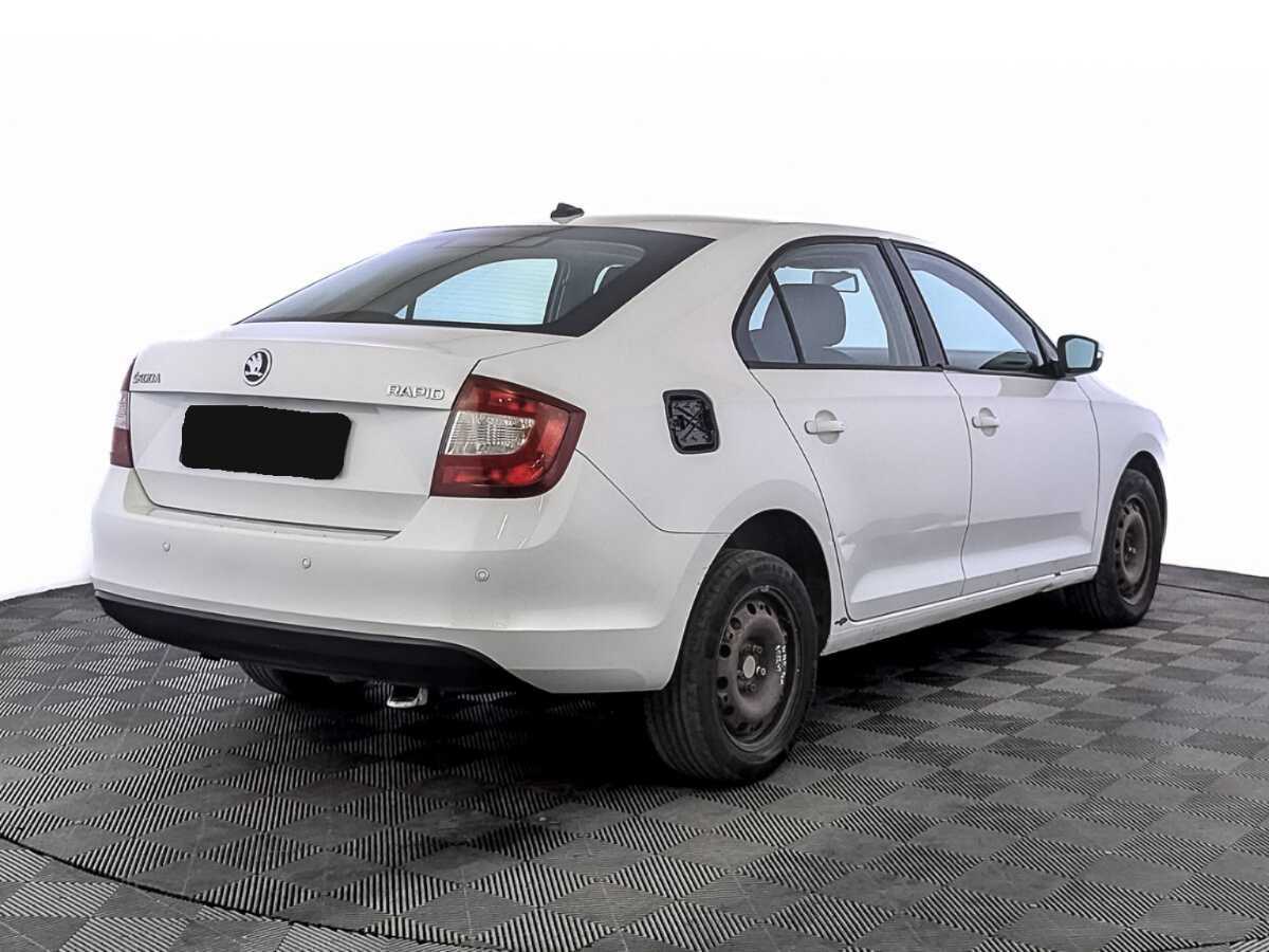 Skoda Rapid 2019 года с пробегом. Фото: #4