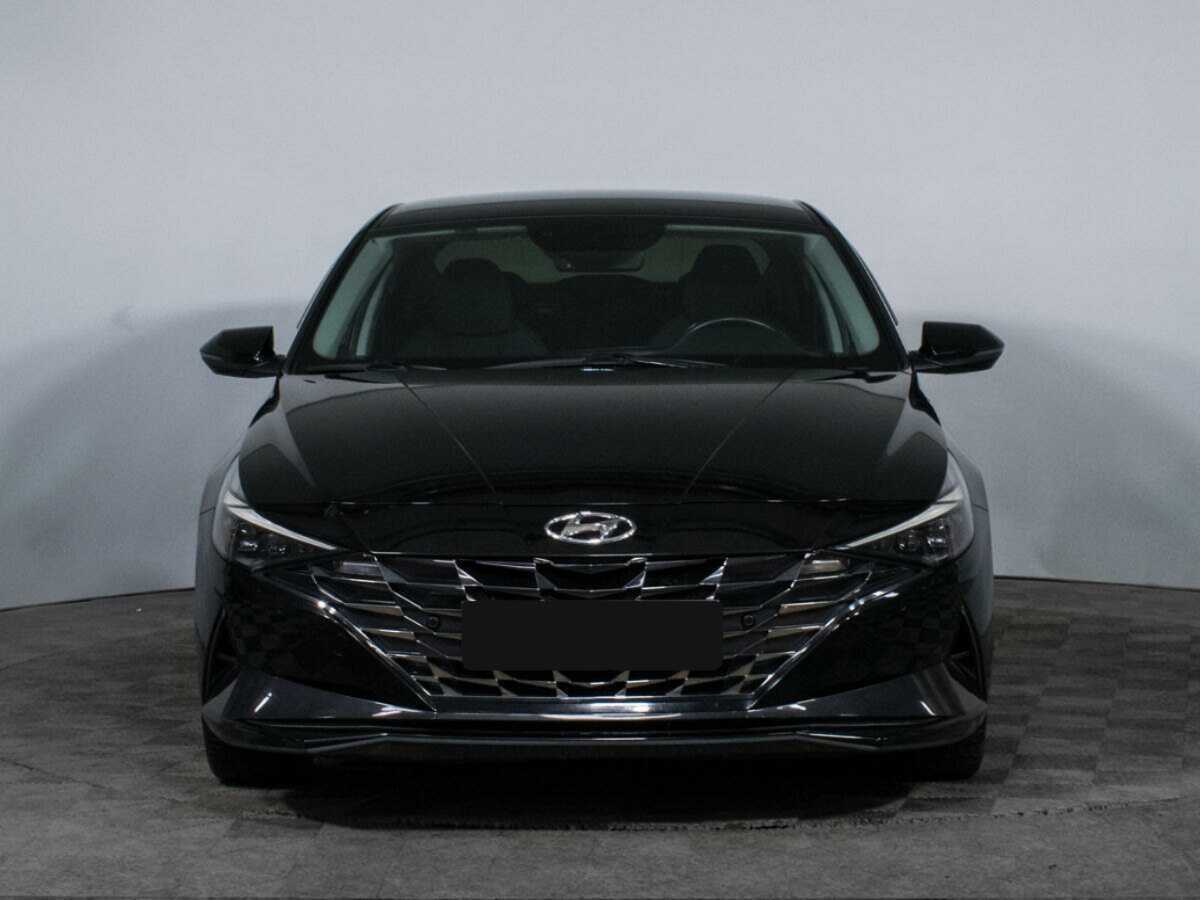 Hyundai Elantra 2020 года с пробегом. Фото: #1