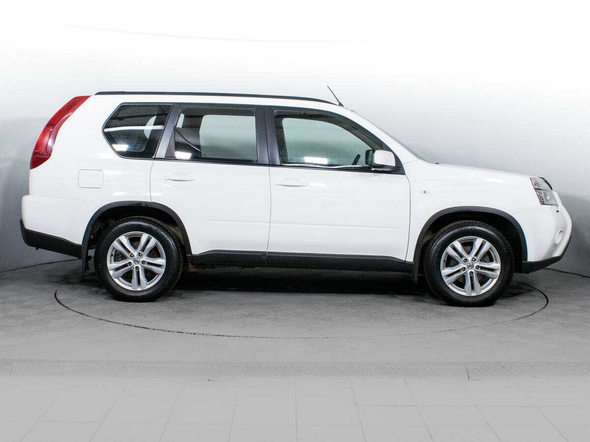 Nissan X-Trail 2012 года с пробегом. Фото: #3