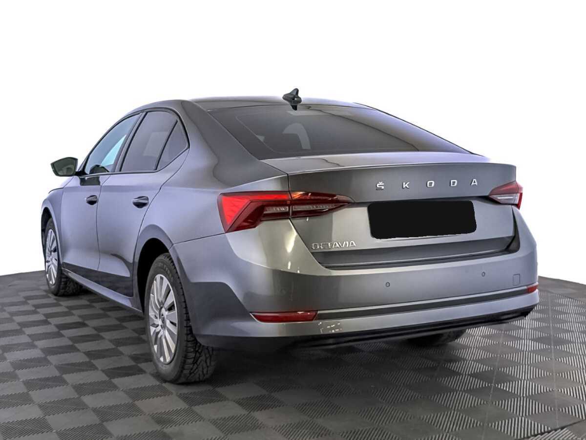 Skoda Octavia 2021 года с пробегом. Фото: #6