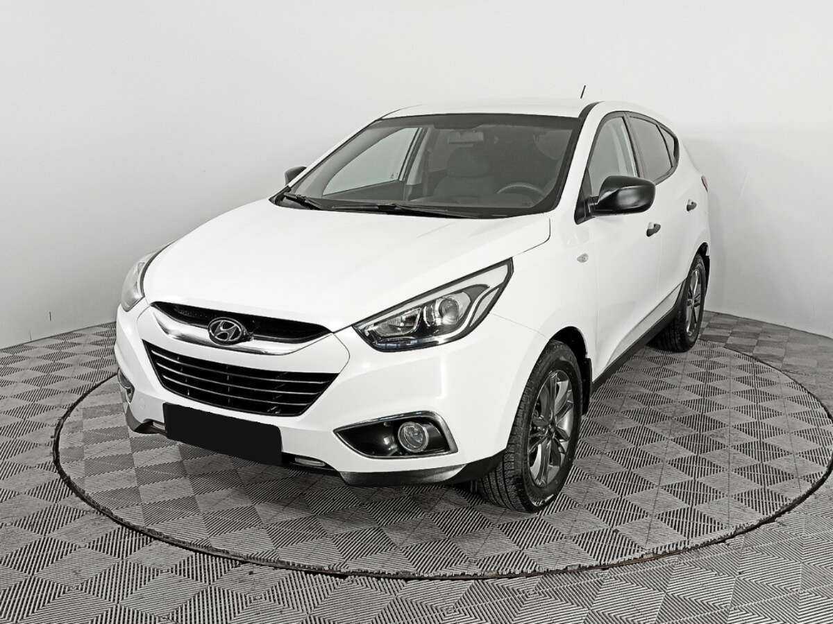 Hyundai ix35 2014 года с пробегом. Посмотреть фото