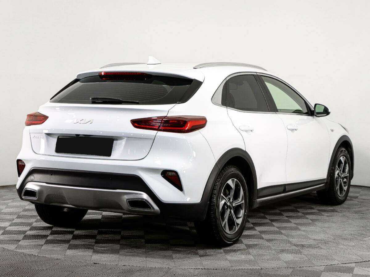 Kia XCeed 2021 года с пробегом. Фото: #3
