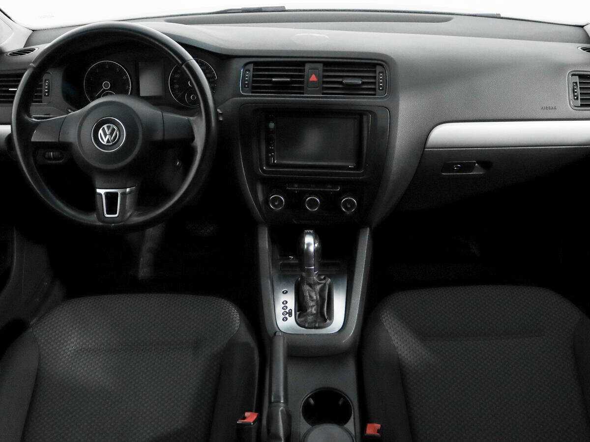 Volkswagen Jetta 2012 года с пробегом. Фото: #11