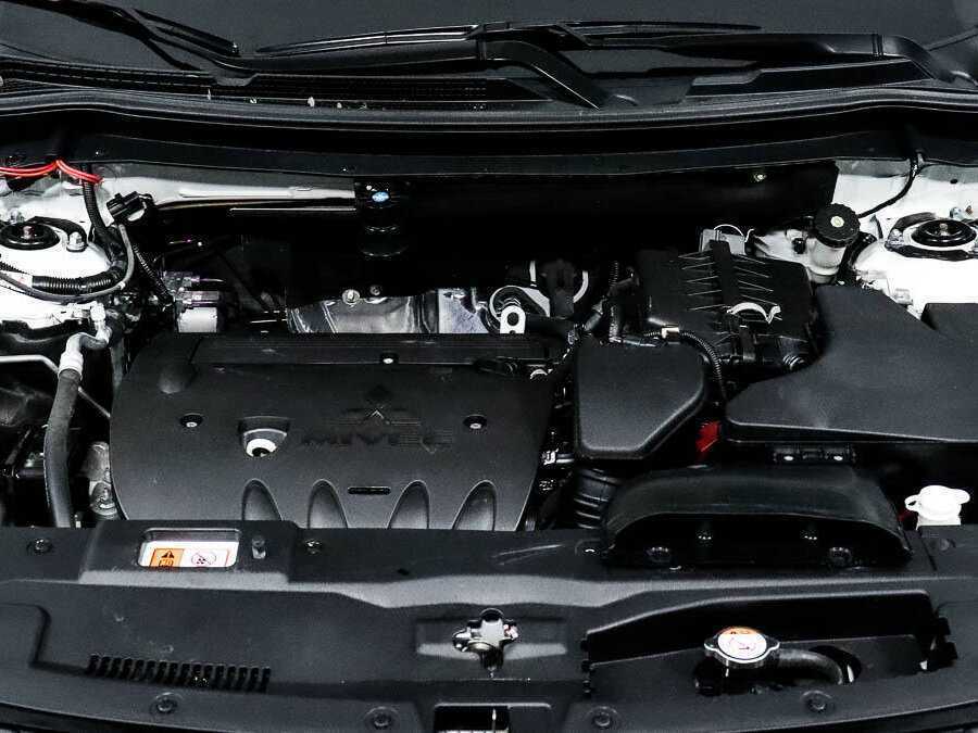 Mitsubishi Outlander 2021 года с пробегом. Фото: #22
