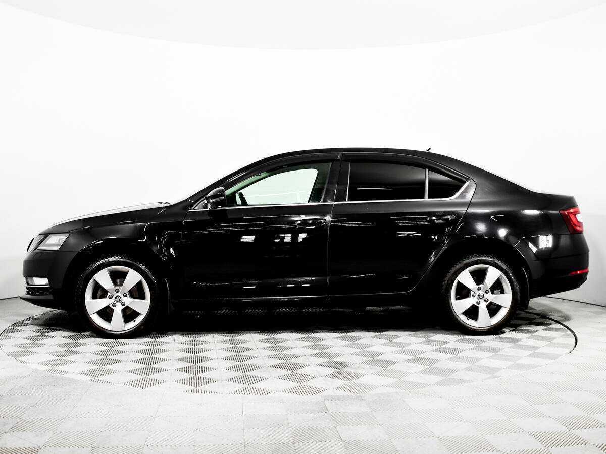 Skoda Octavia 2019 года с пробегом. Фото: #6