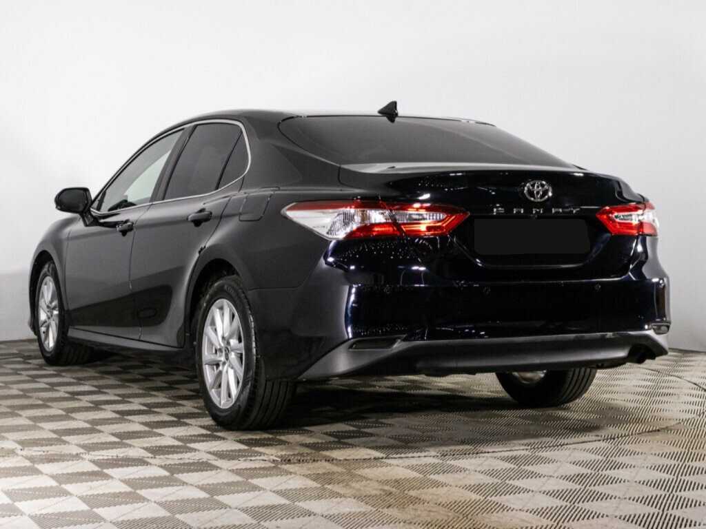 Toyota Camry 2021 года с пробегом. Фото: #5