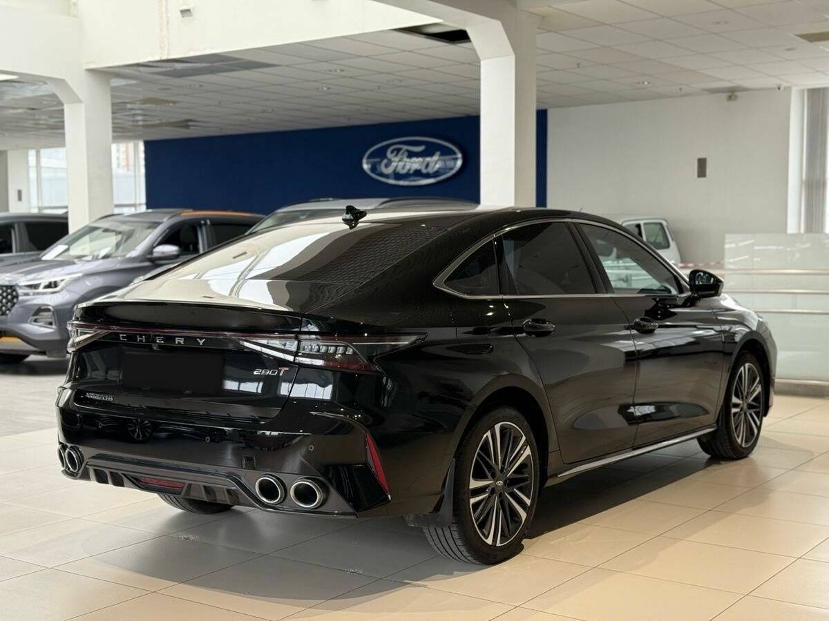 Chery Arrizo 8 2024 года с пробегом. Фото: #6