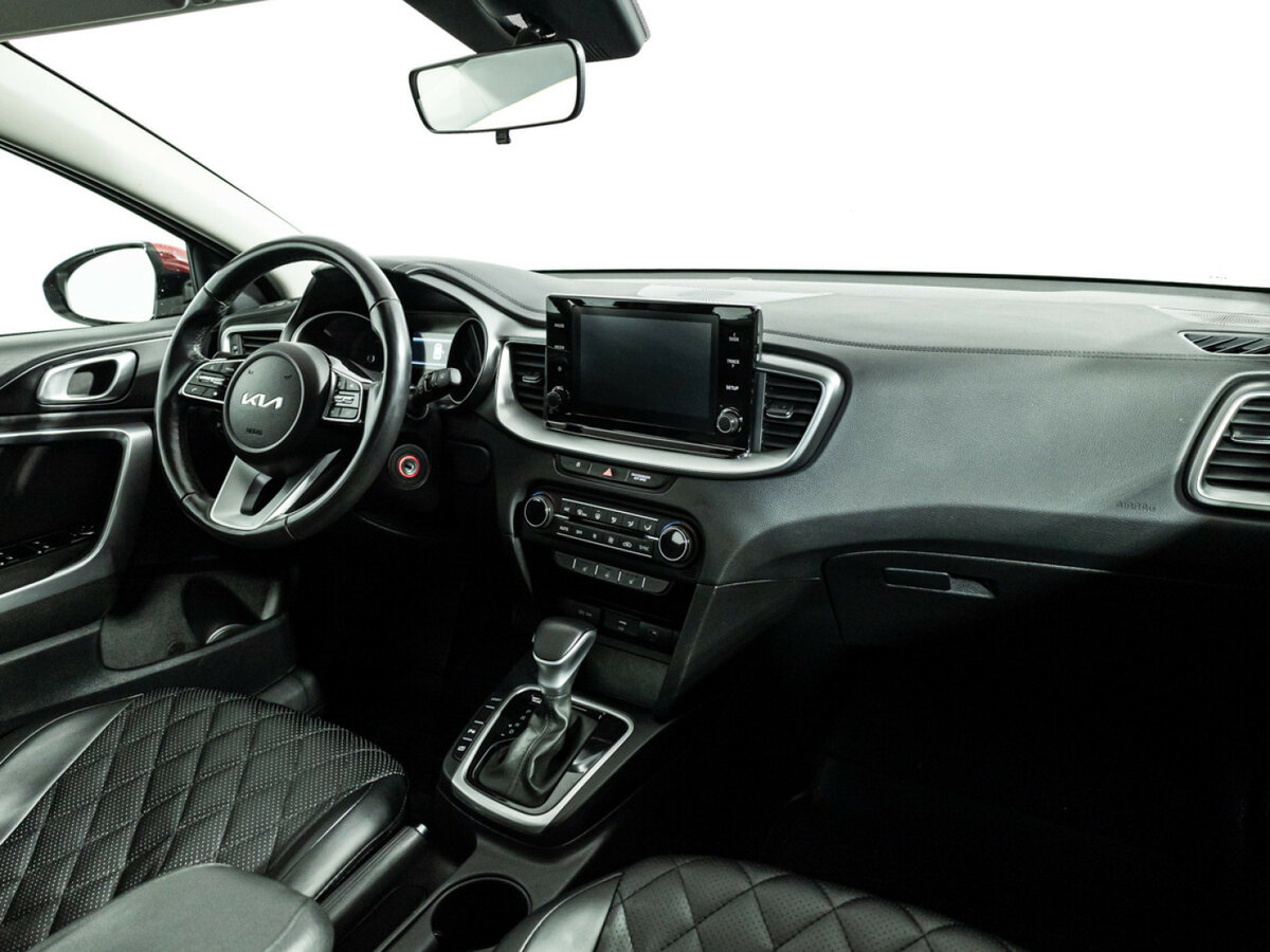Kia Ceed 2022 года с пробегом. Фото: #8