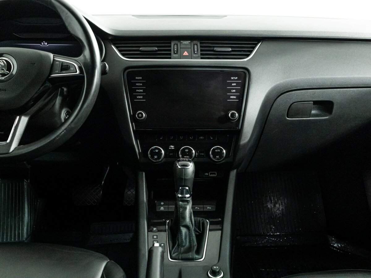Skoda Octavia 2019 года с пробегом. Фото: #13