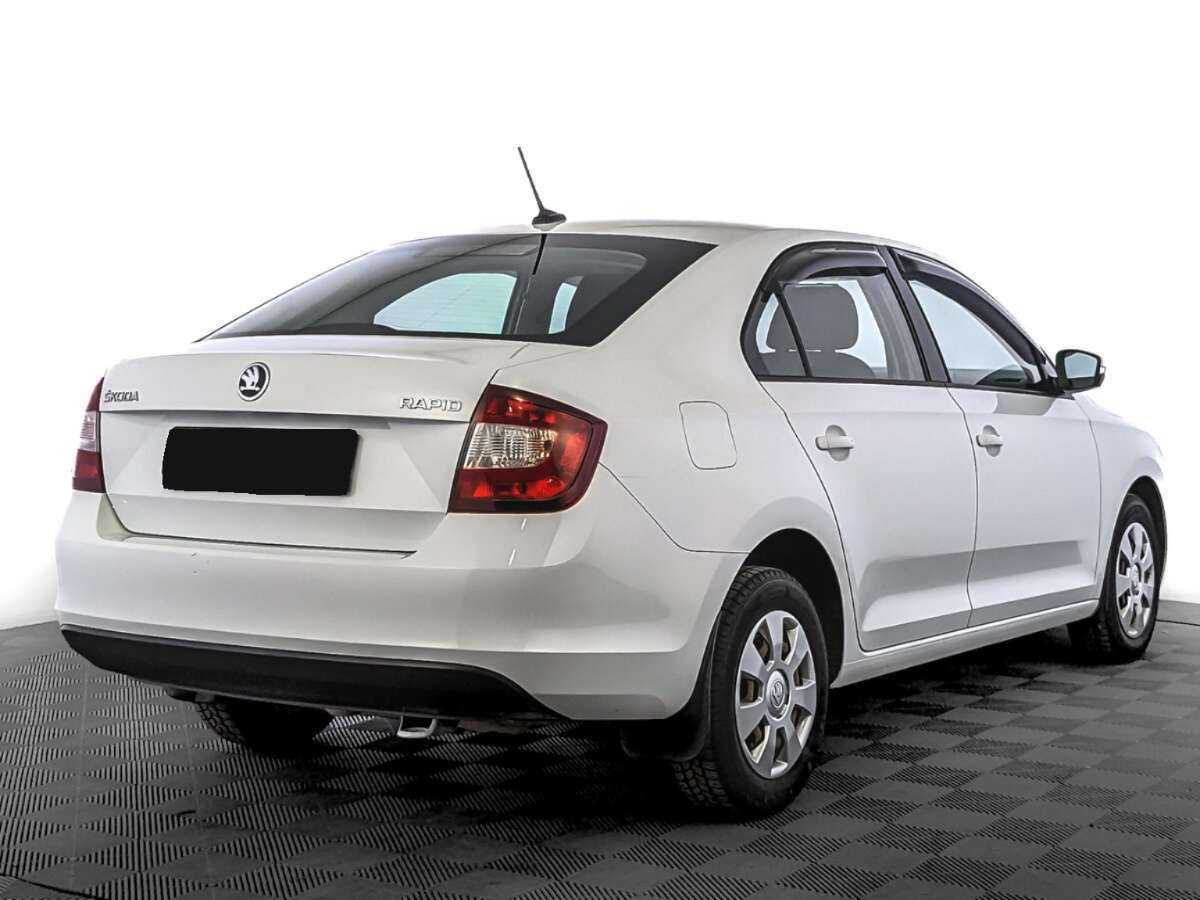 Skoda Rapid 2017 года с пробегом. Фото: #4