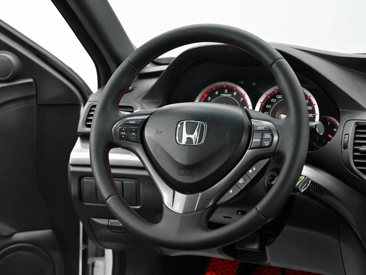 Honda Accord 2012 года с пробегом. Фото: #7