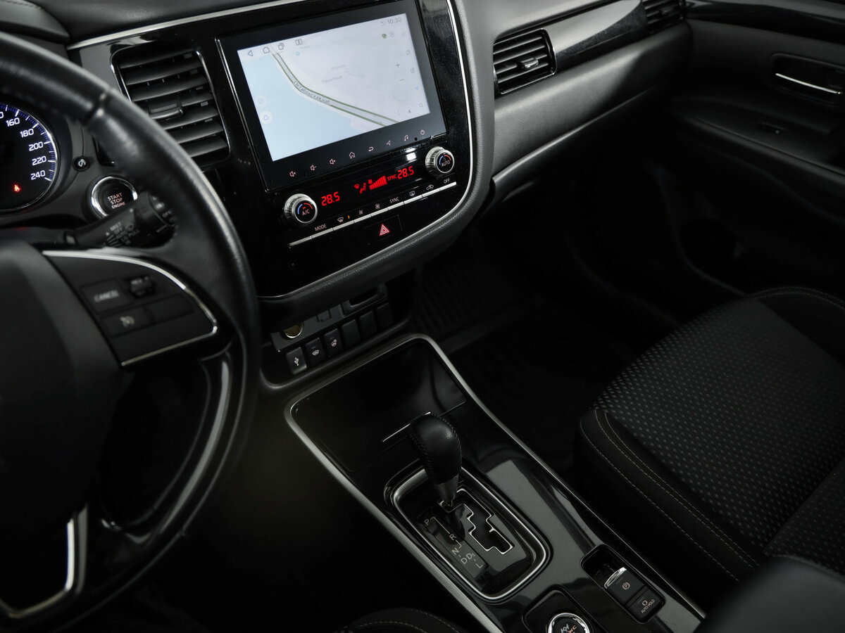 Mitsubishi Outlander 2021 года с пробегом. Фото: #20