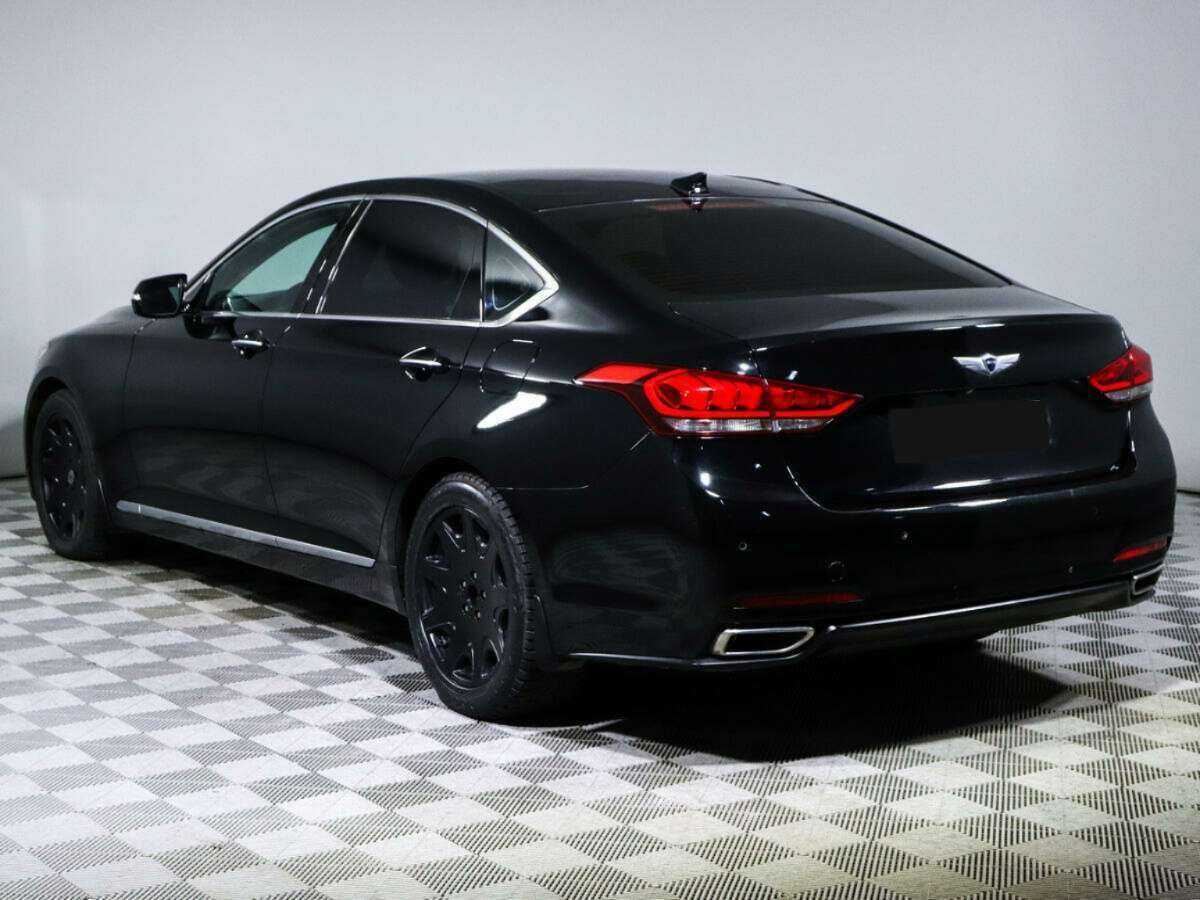 Hyundai Genesis 2014 года с пробегом. Фото: #5