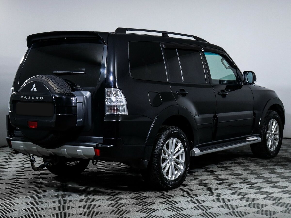 Mitsubishi Pajero 2012 года с пробегом. Фото: #3