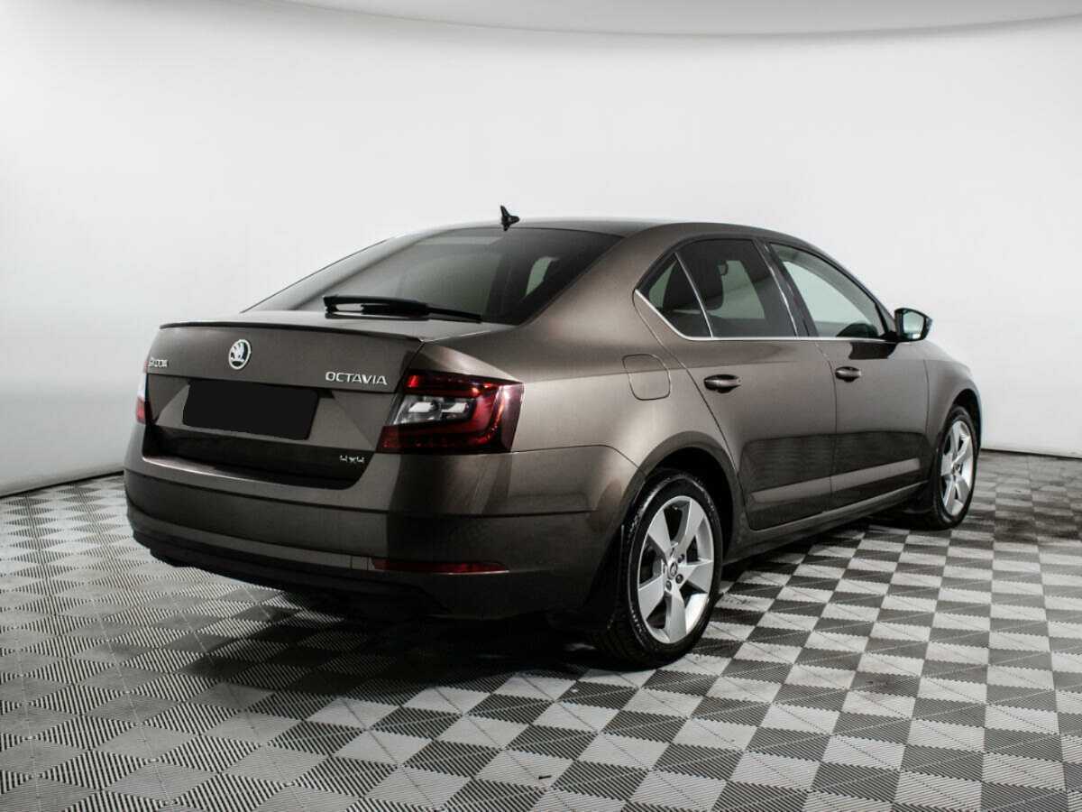 Skoda Octavia 2018 года с пробегом. Фото: #3