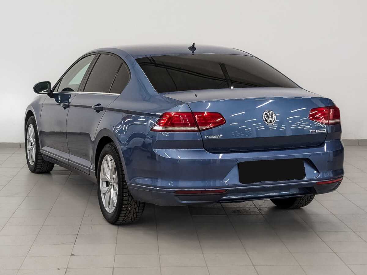 Volkswagen Passat 2015 года с пробегом. Фото: #6