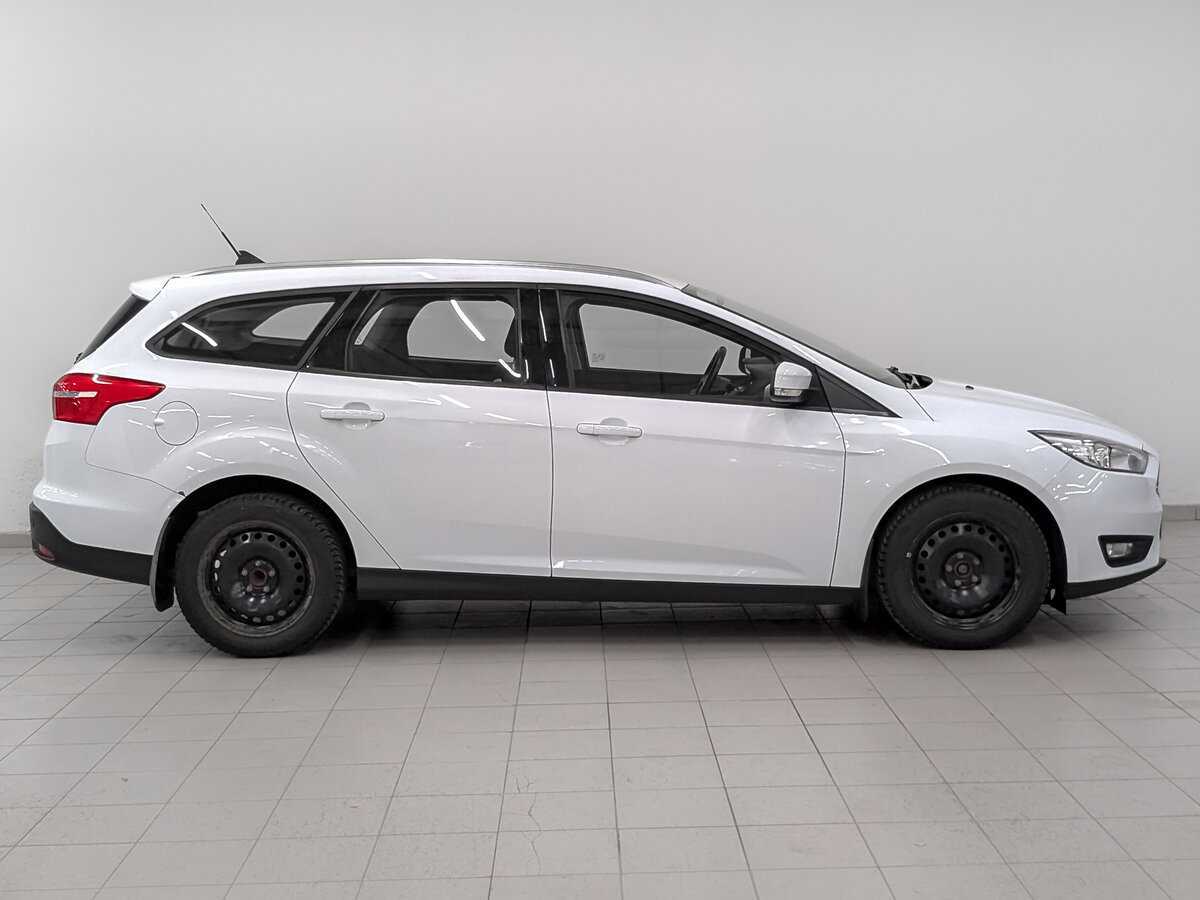 Ford Focus 2018 года с пробегом. Фото: #3