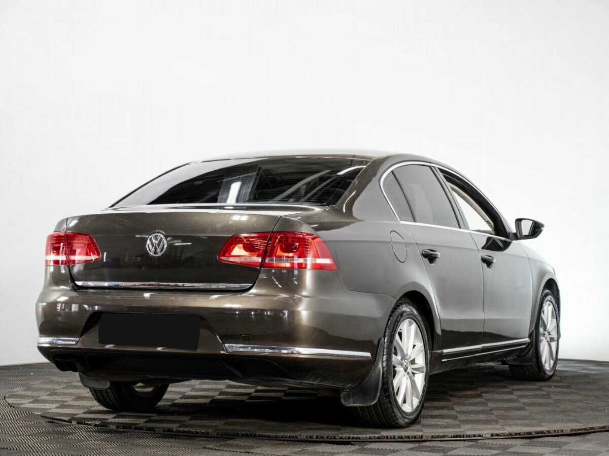 Volkswagen Passat 2012 года с пробегом. Фото: #3
