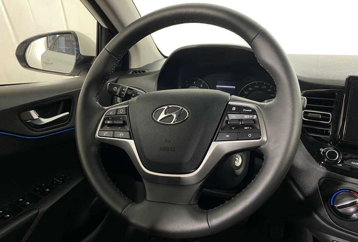 Hyundai Solaris 2021 года с пробегом. Фото: #8