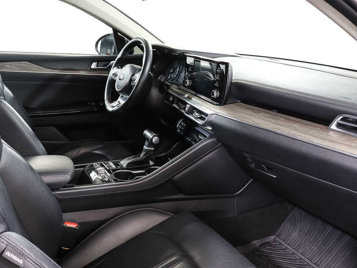 Kia K5 2021 года с пробегом. Фото: #5