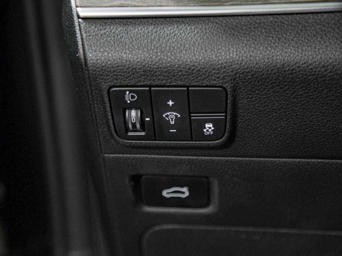 Kia K5 2021 года с пробегом. Фото: #14