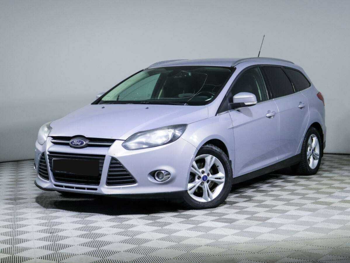 Ford Focus 2014 года с пробегом. Посмотреть фото