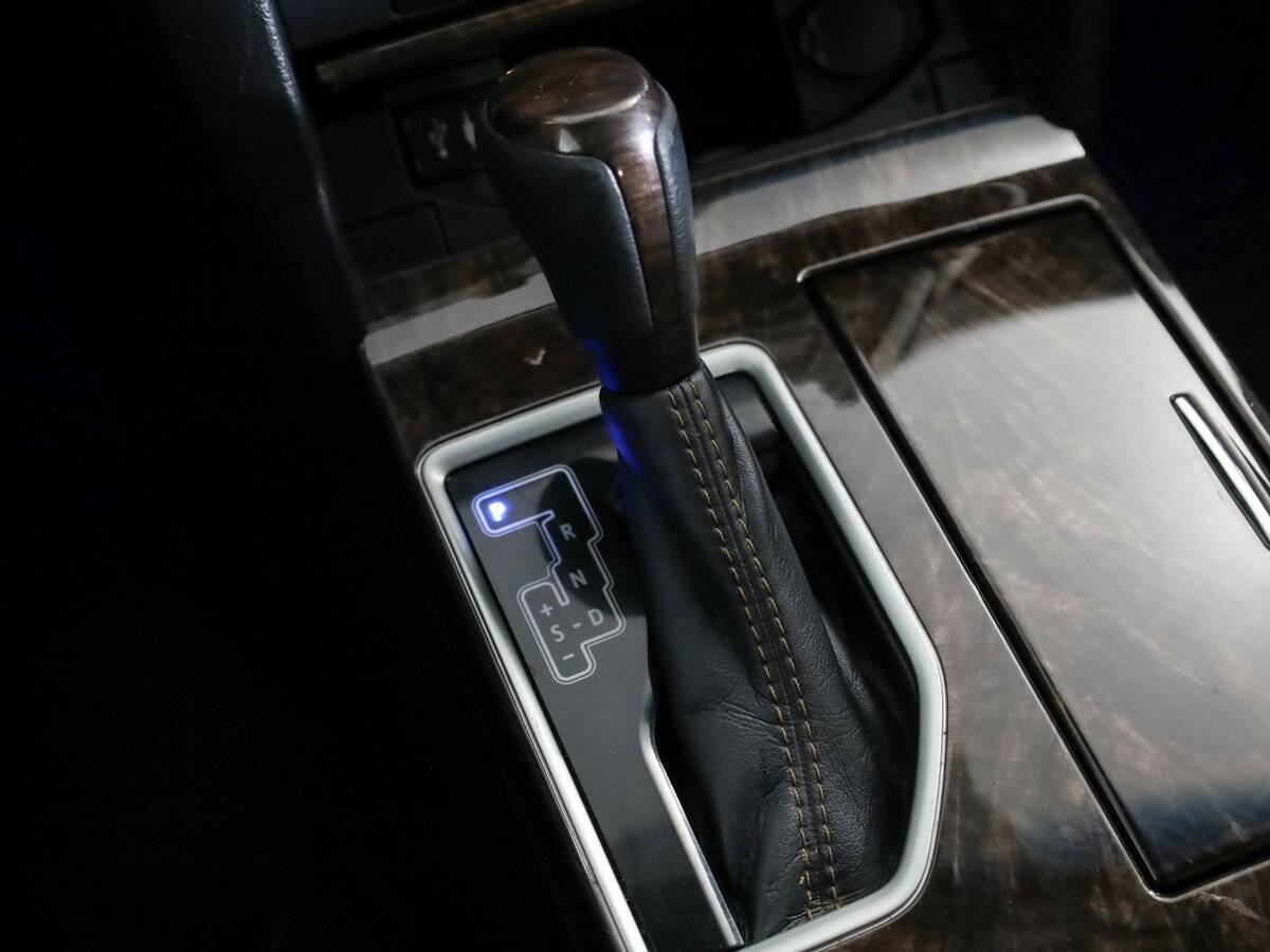 Toyota Camry 2017 года с пробегом. Фото: #19
