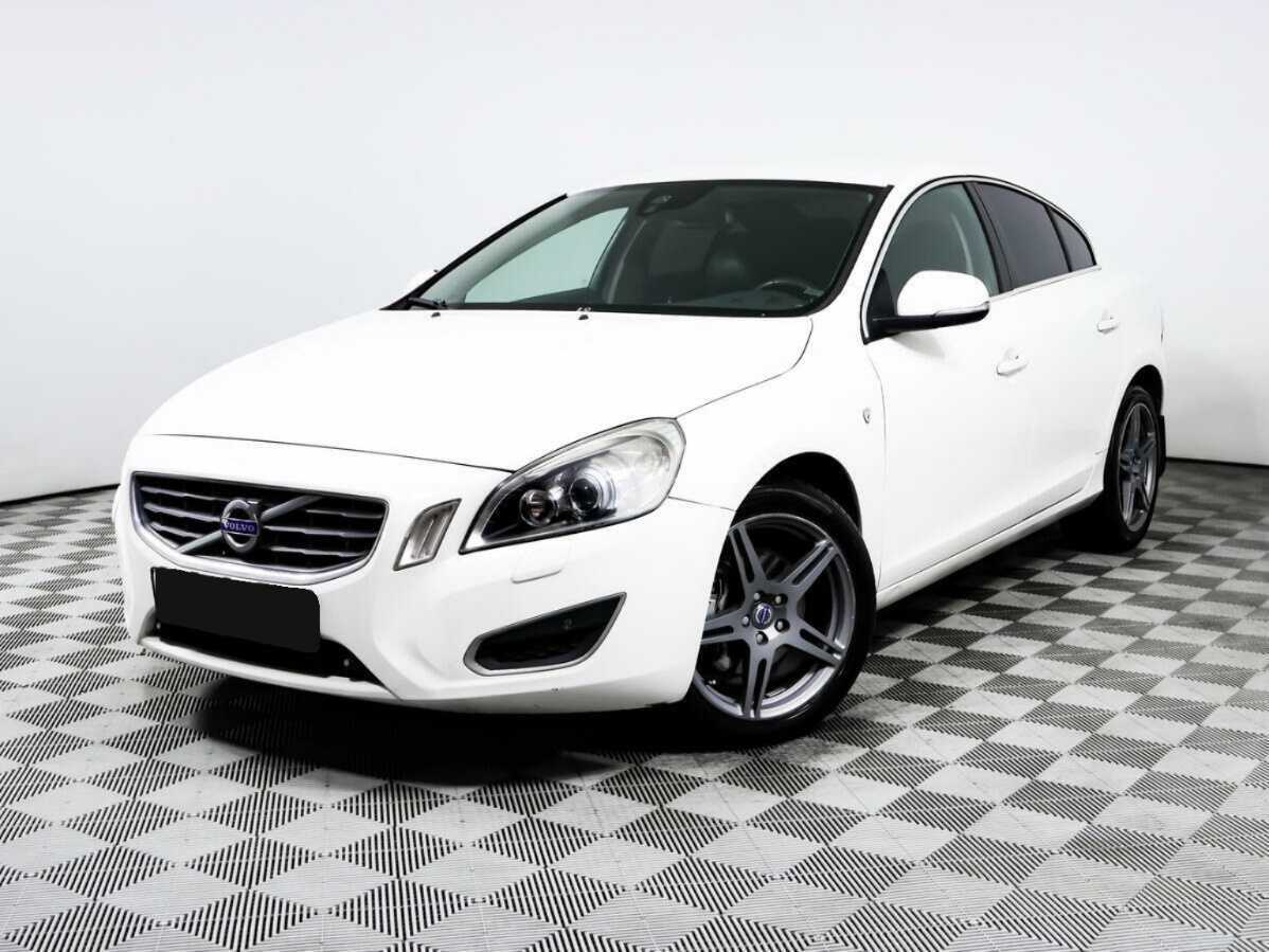 Volvo S60 2012 года с пробегом. Фото: #0