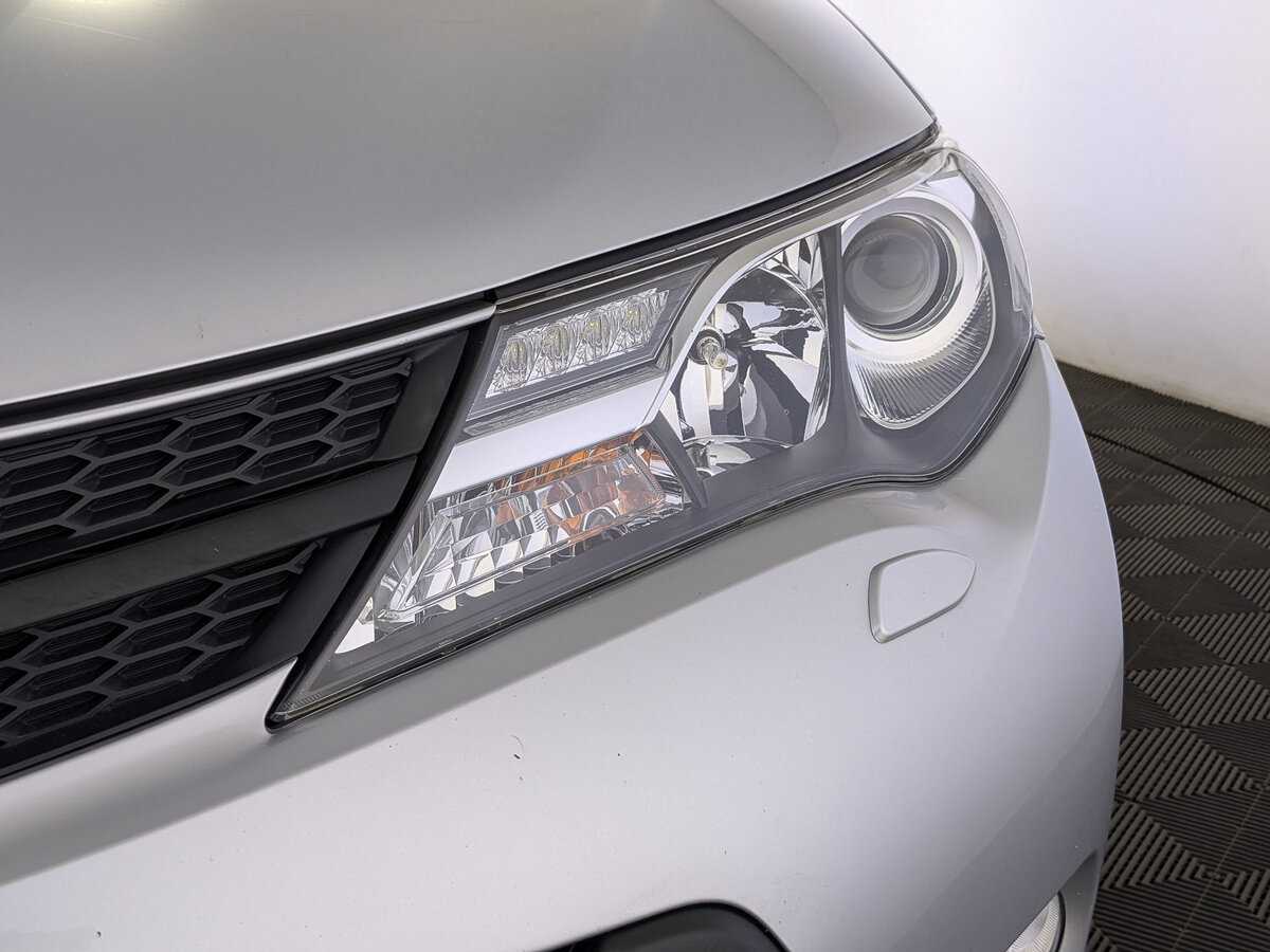 Toyota RAV4 2014 года с пробегом. Фото: #10