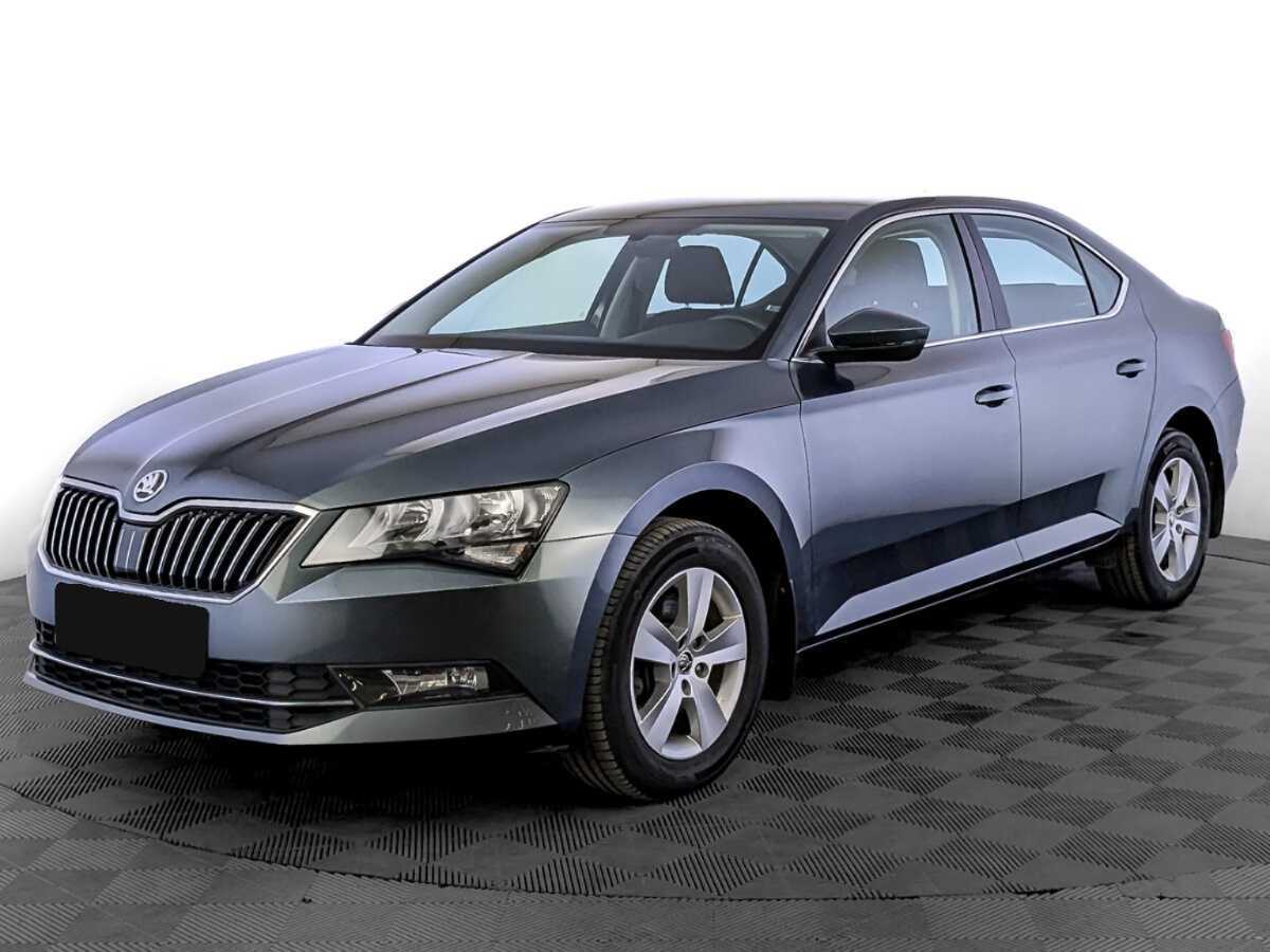 Skoda Superb 2018 года с пробегом. Посмотреть фото
