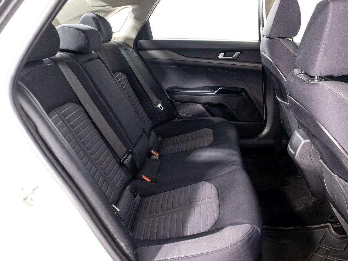 Kia K5 2020 года с пробегом. Фото: #10