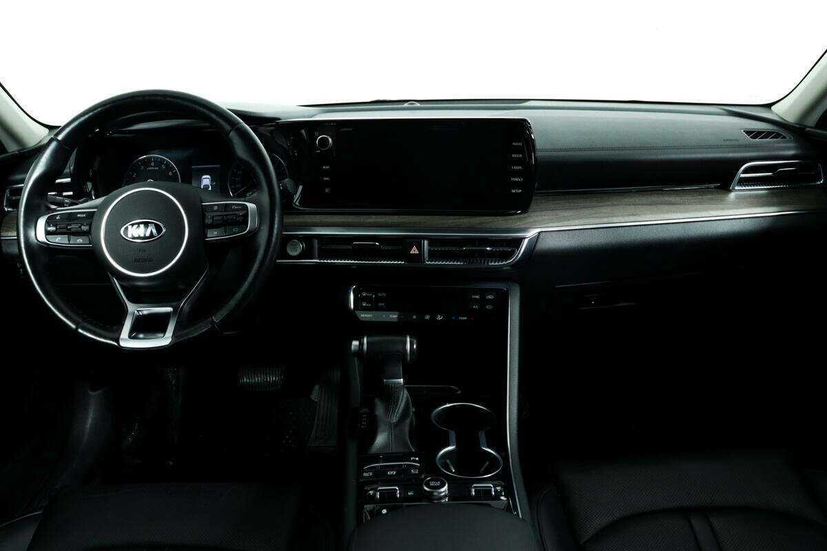 Kia K5 2020 года с пробегом. Фото: #9