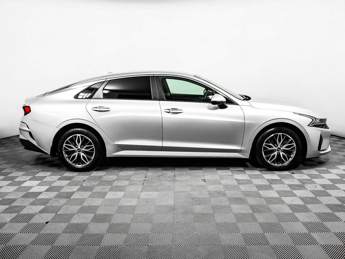 Kia K5 2021 года с пробегом. Фото: #3