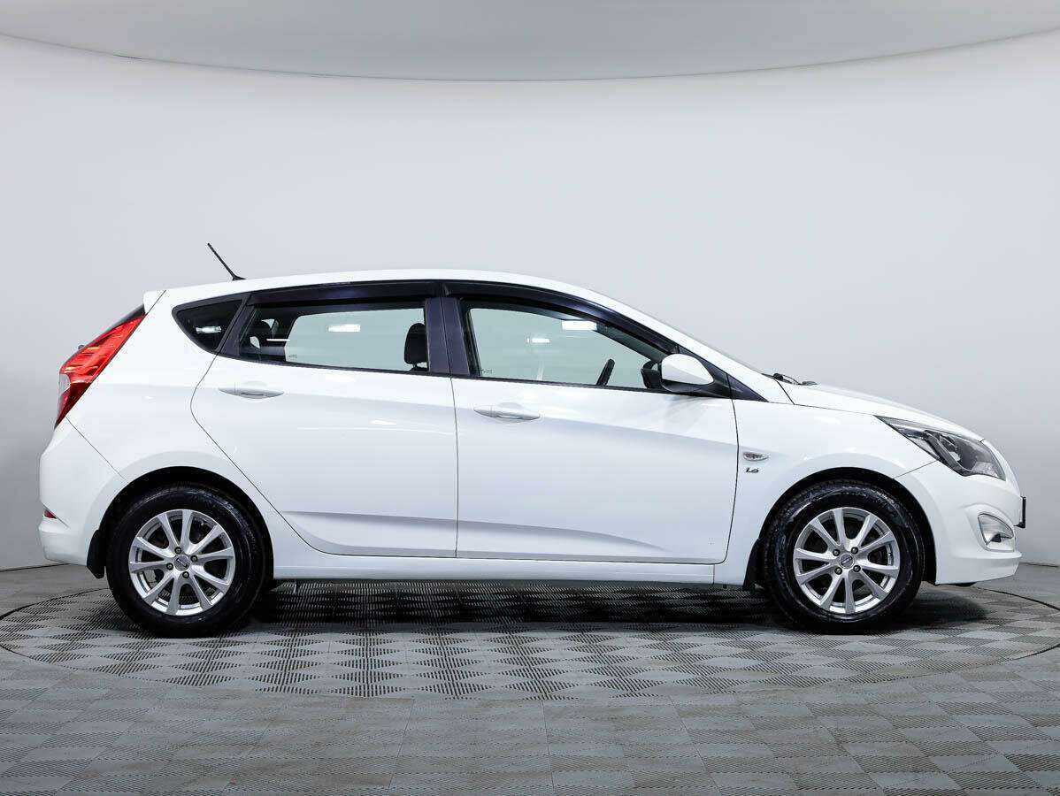 Hyundai Solaris 2015 года с пробегом. Фото: #2