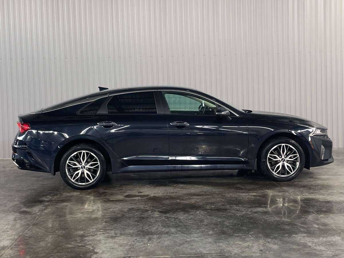 Kia K5 2021 года с пробегом. Фото: #3