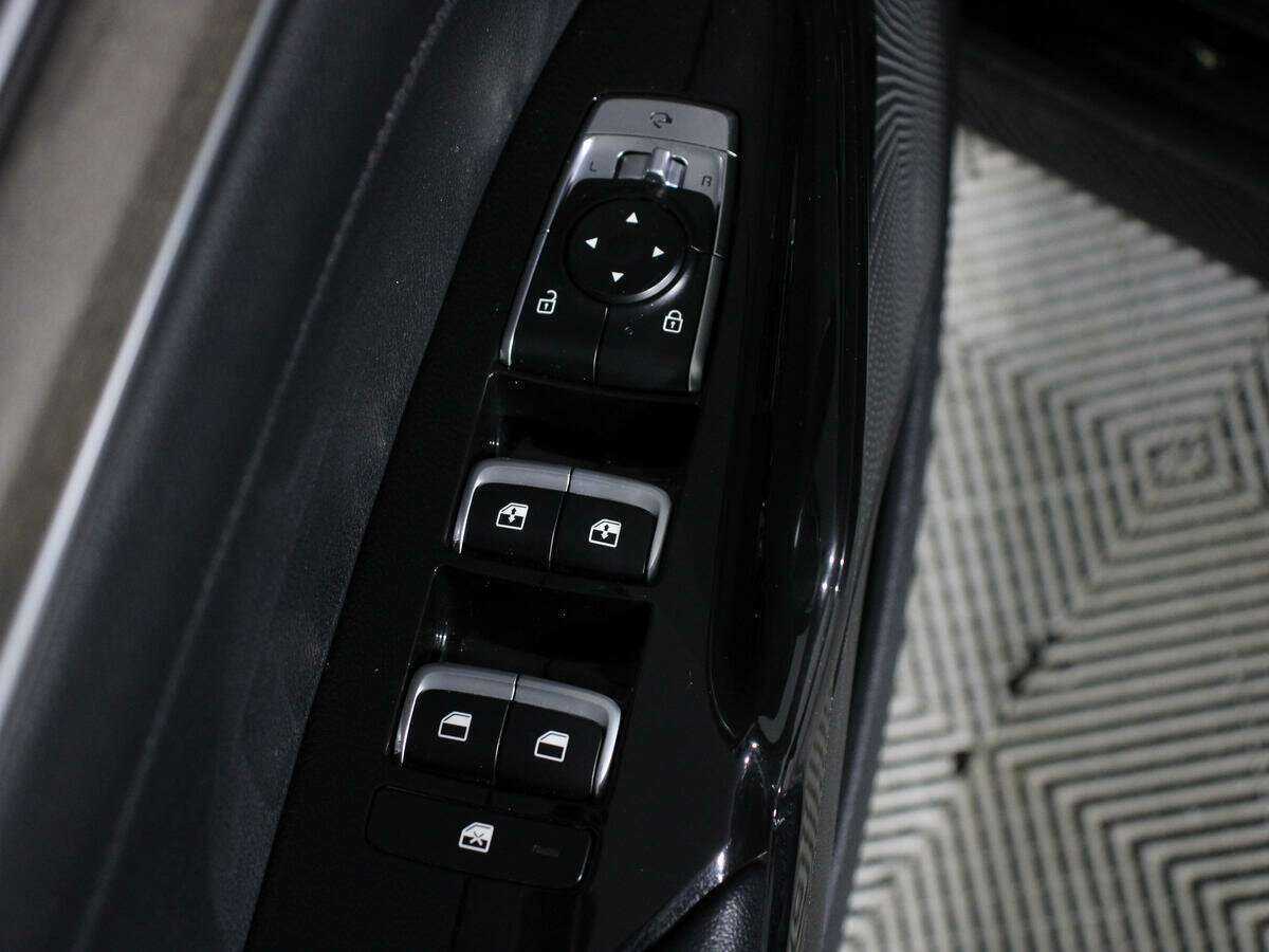 Kia K5 2021 года с пробегом. Фото: #13