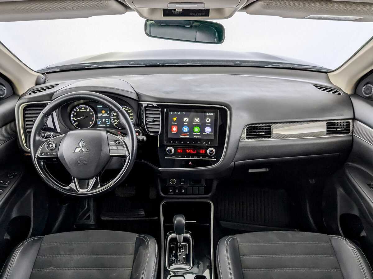 Mitsubishi Outlander 2021 года с пробегом. Фото: #13