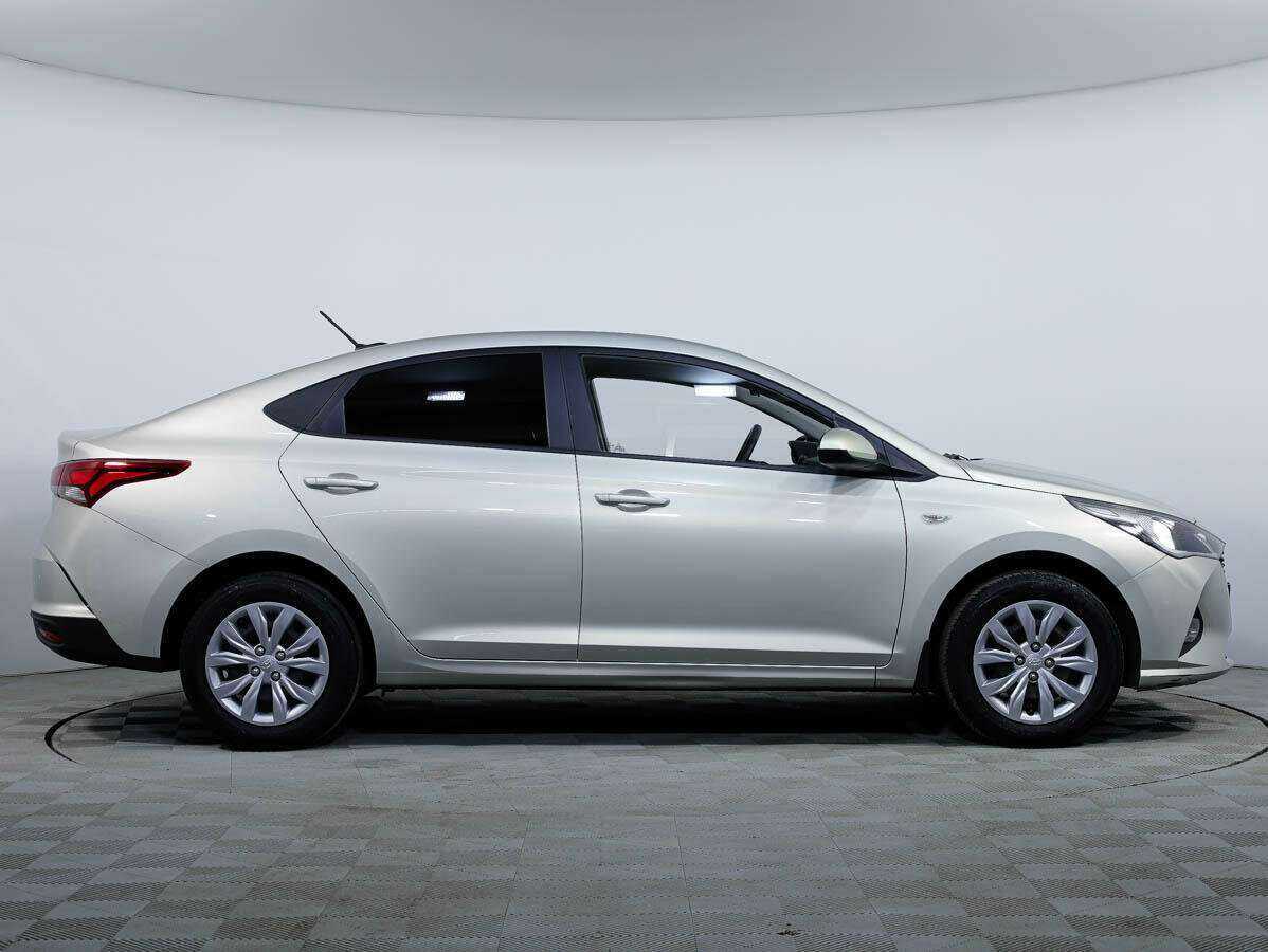 Hyundai Solaris 2020 года с пробегом. Фото: #2