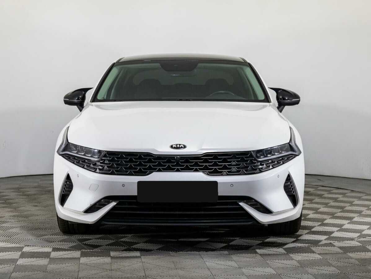 Kia K5 2020 года с пробегом. Фото: #1