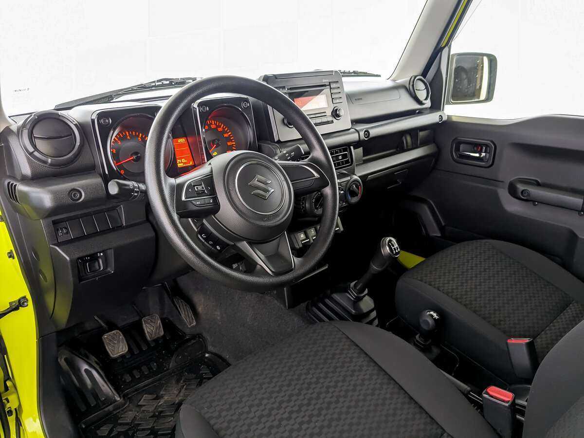 Suzuki Jimny 2019 года с пробегом. Фото: #13