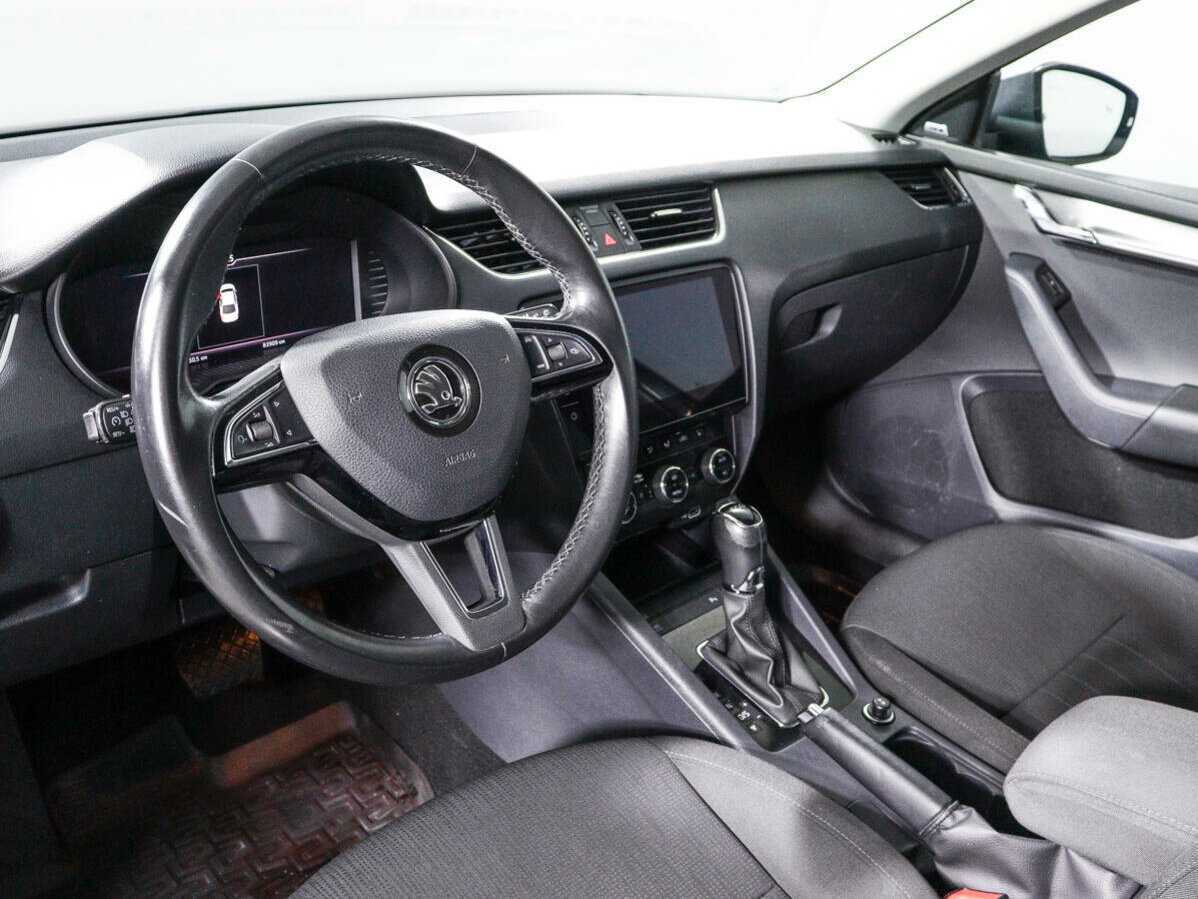 Skoda Octavia 2019 года с пробегом. Фото: #11