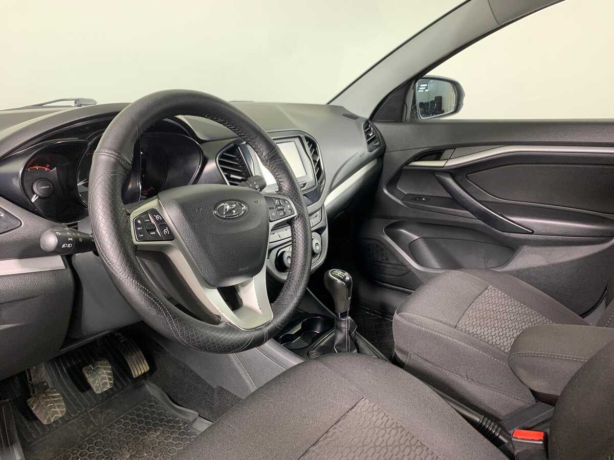 Lada (ВАЗ) Vesta 2019 года с пробегом. Фото: #11