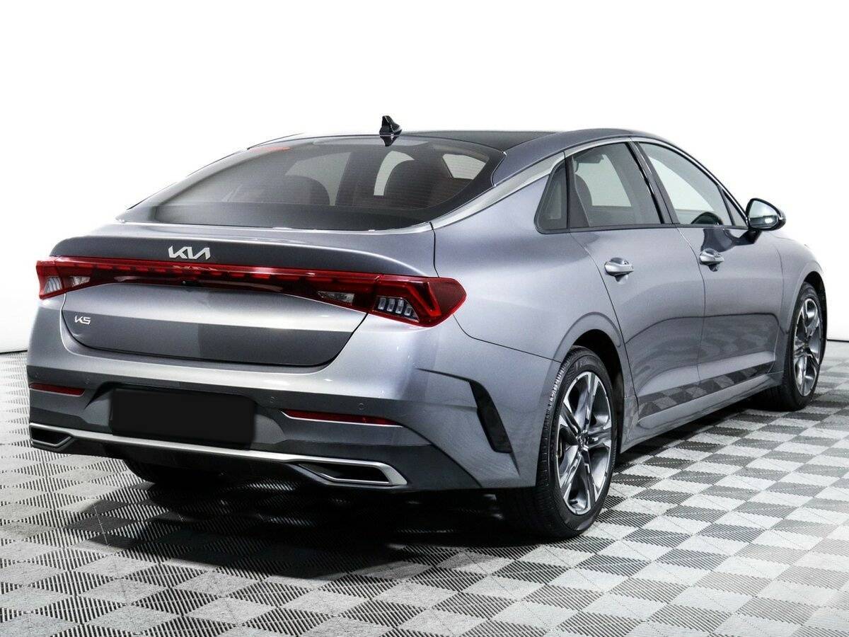 Kia K5 2022 года с пробегом. Фото: #3