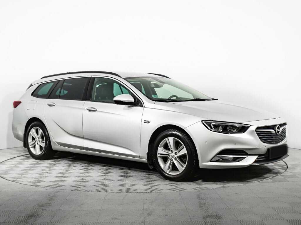 Opel Insignia 2018 года с пробегом. Фото: #2