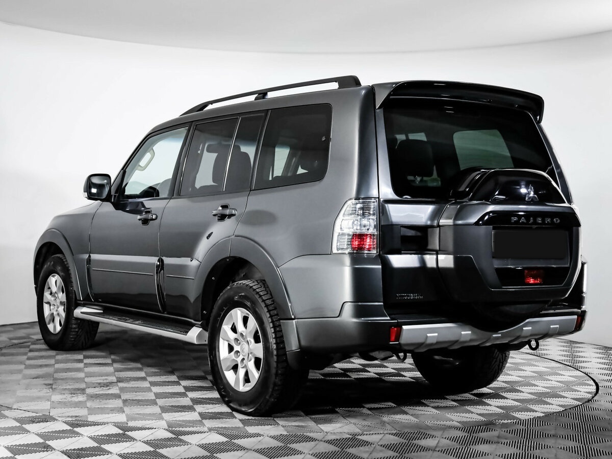 Mitsubishi Pajero 2015 года с пробегом. Фото: #6