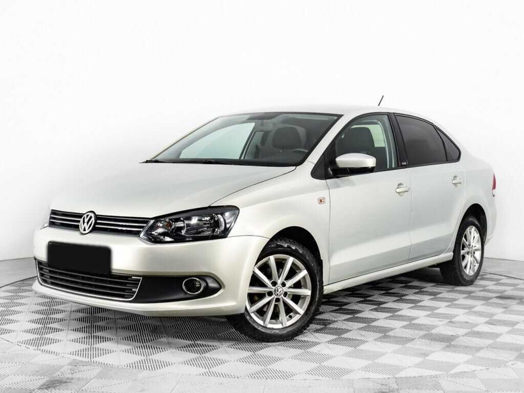 Volkswagen Polo 2015 года с пробегом. Посмотреть фото