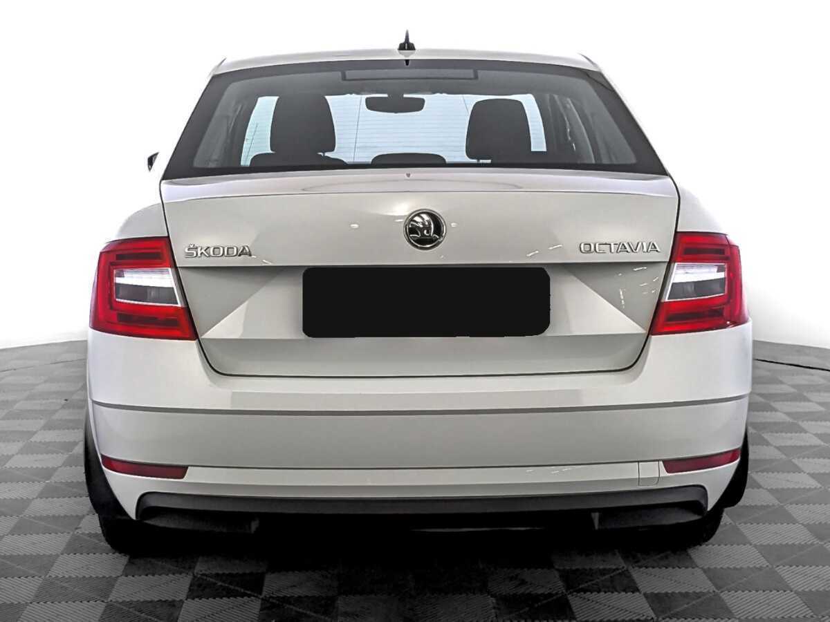 Skoda Octavia 2019 года с пробегом. Фото: #5