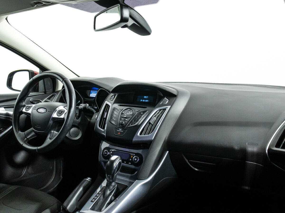 Ford Focus 2013 года с пробегом. Фото: #8
